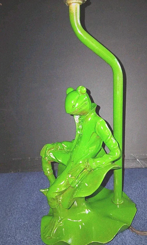 Lamp Gentleman Frog Reclining On A Lily Pad Chair 21.5" Inches Tall